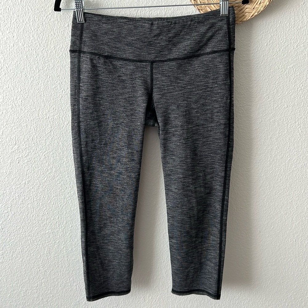 Athleta Grey Crops 20” - Size Medium